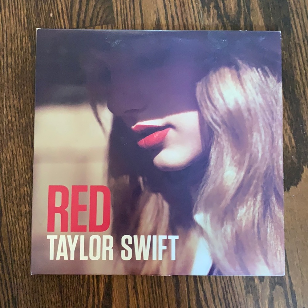 Taylor Swift ACM promotional Red album